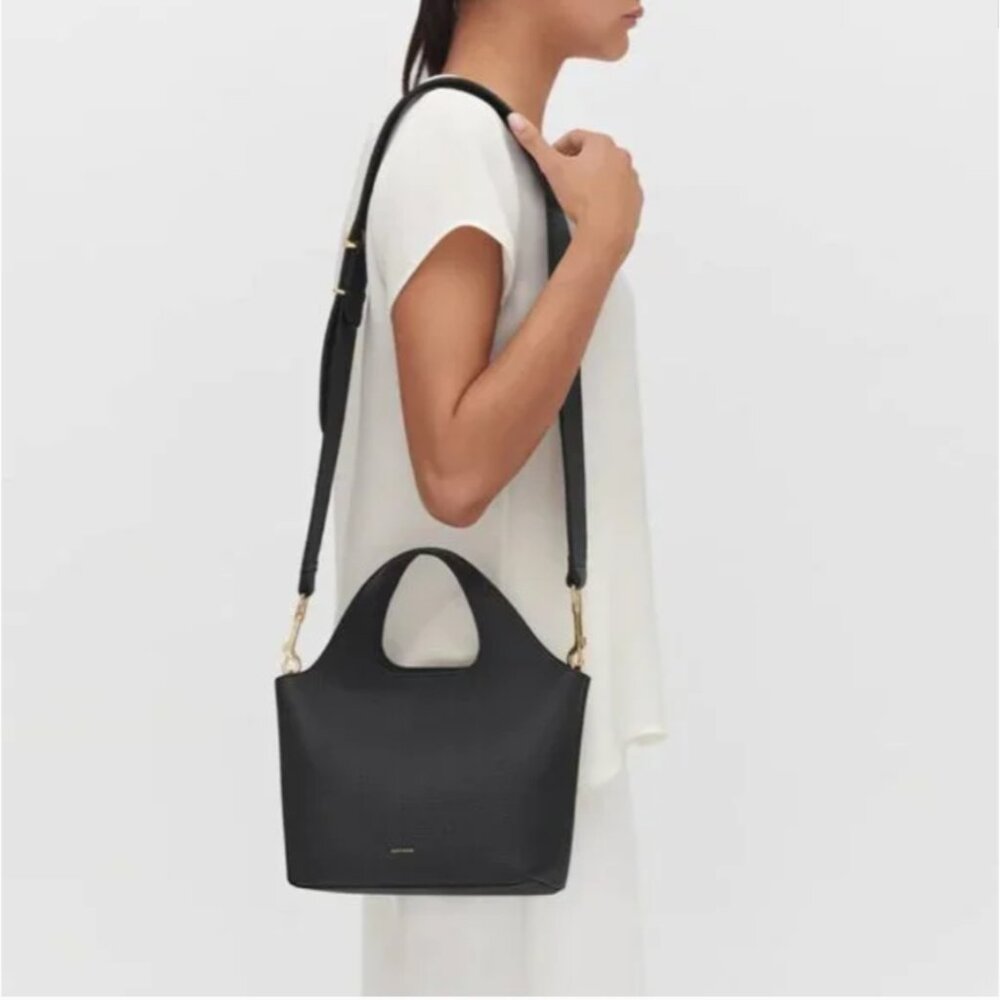 NWT Cuyana Mini System Tote in Black Pebbled Letter and Adjustable Strap